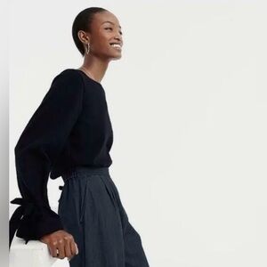 Tie-sleeve sweatshirt